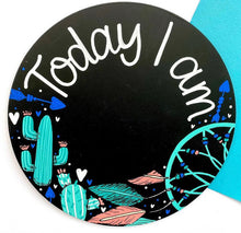 Load image into Gallery viewer, Round Chalkboards